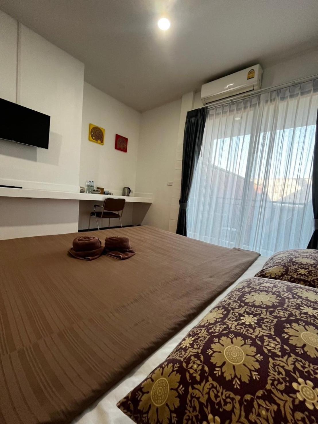 Goodmorning By Tamarind Hostel Phra Nakhon Si Ayutthaya Exterior photo